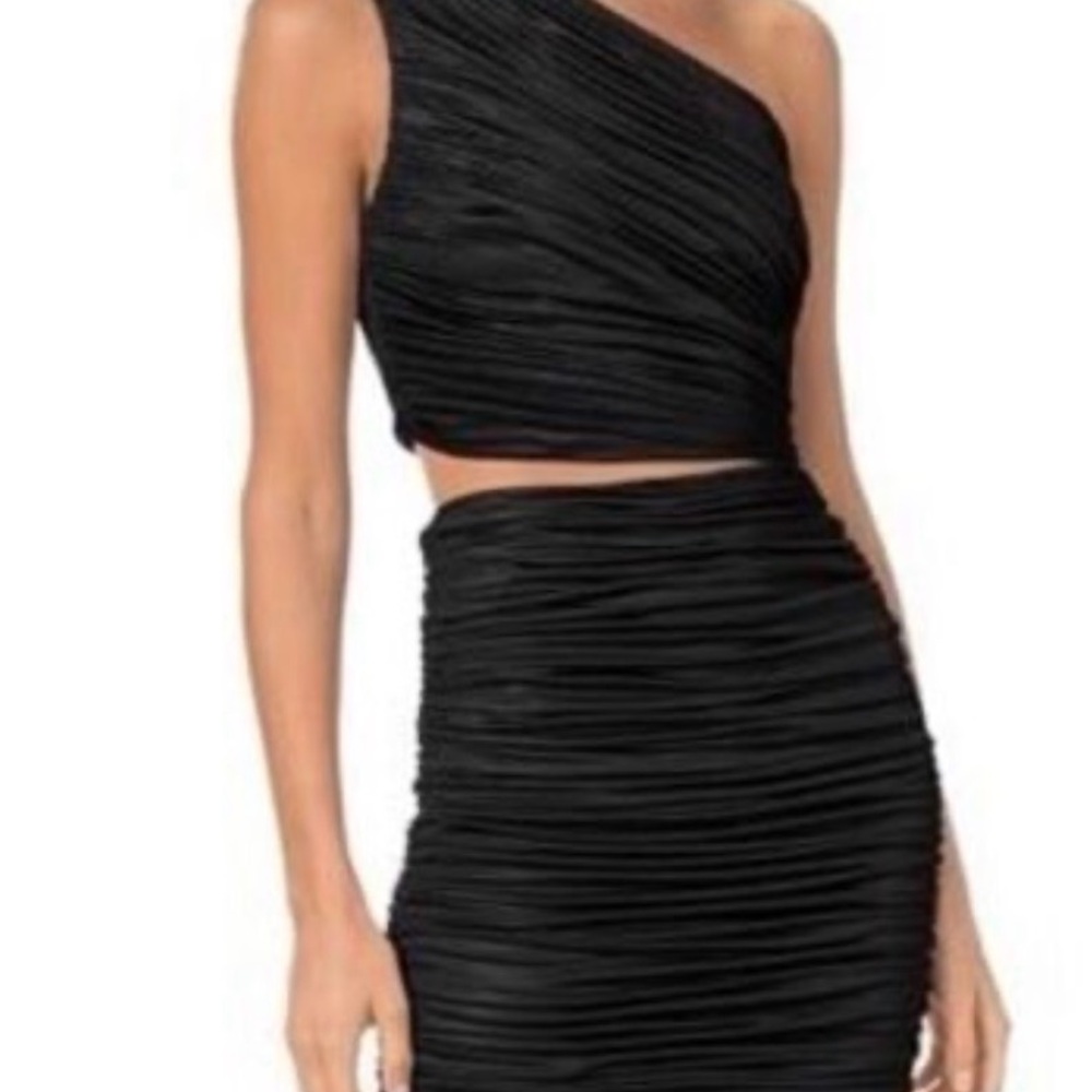 One-Shoulder Black Ruched Cocktail Dress